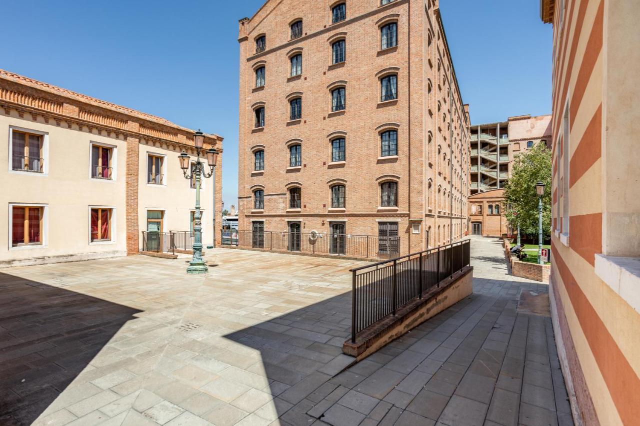 Molino Stucky Residence Suites ヴェネツィア エクステリア 写真